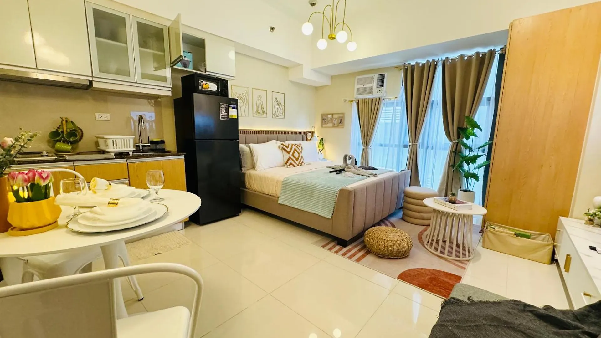 Cozy Studio In Viceroy Near Venice Mall Μανίλα