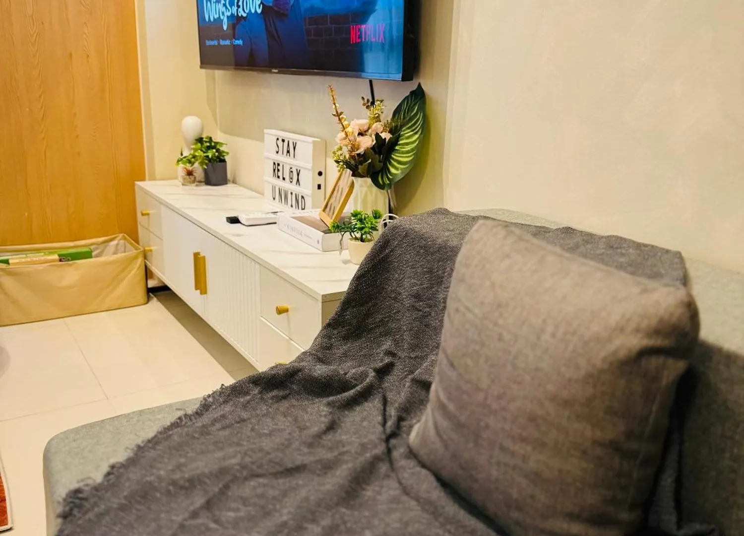 Cozy Studio In Viceroy Near Venice Mall Manila Aparthotel