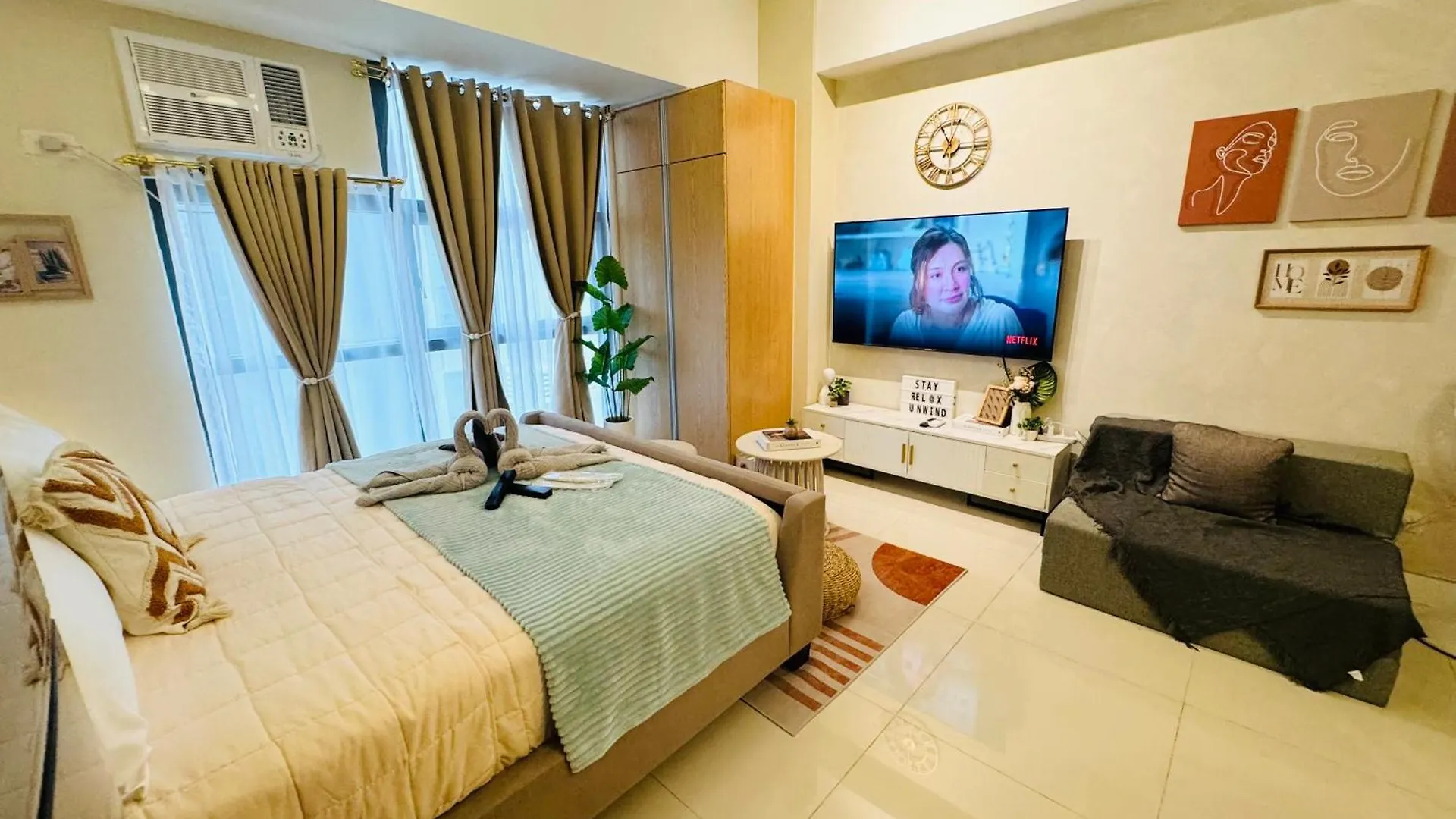 Cozy Studio In Viceroy Near Venice Mall Manila Philippines